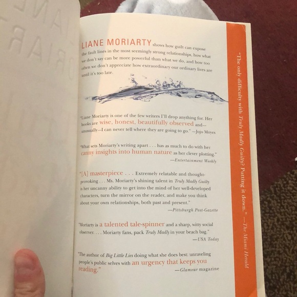 4/$20 Book😚 - Picture 5 of 5